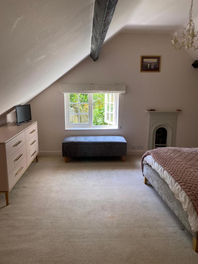 Heathcote House Bed & Breakfast Milborne Saint Andrew Exterior photo